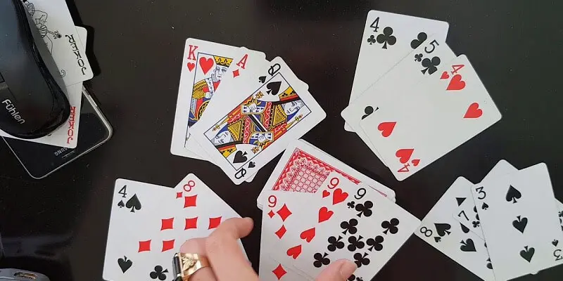 Một số thuật ngữ trong cách game Mậu Binh - Binh Xập Xám